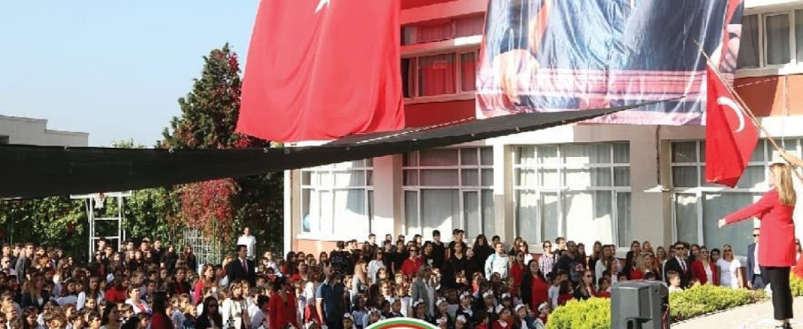 İzmir Özel Çamlaraltı Koleji